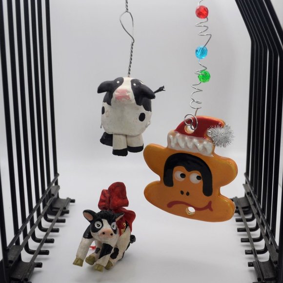Set of 3 Cow Christmas Tree Vintage Ornaments Wood, Porcelain, Ceramic - Picture 8 of 11